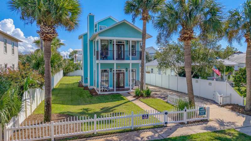 4 bedroom Detached Single Family at 95 Mark Street, Crystal Beach, Destin — photo 1