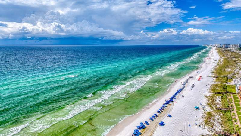 4 bedroom Detached Single Family at 95 Mark Street, Crystal Beach, Destin — photo 3