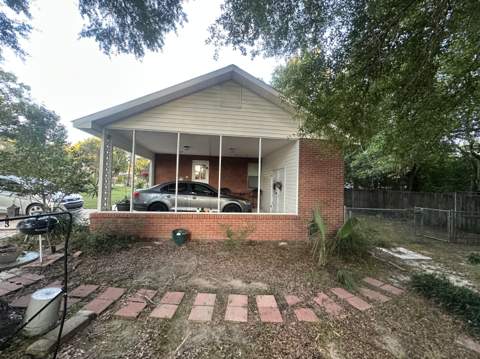 52 E Orange Avenue, DeFuniak Springs FL - photo 7 of 19