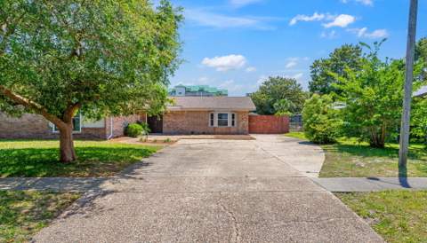 628 Mountain Drive, Destin FL - photo 7 of 48