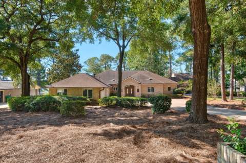 2422 Edgewater Drive, Niceville FL - photo 13 of 94