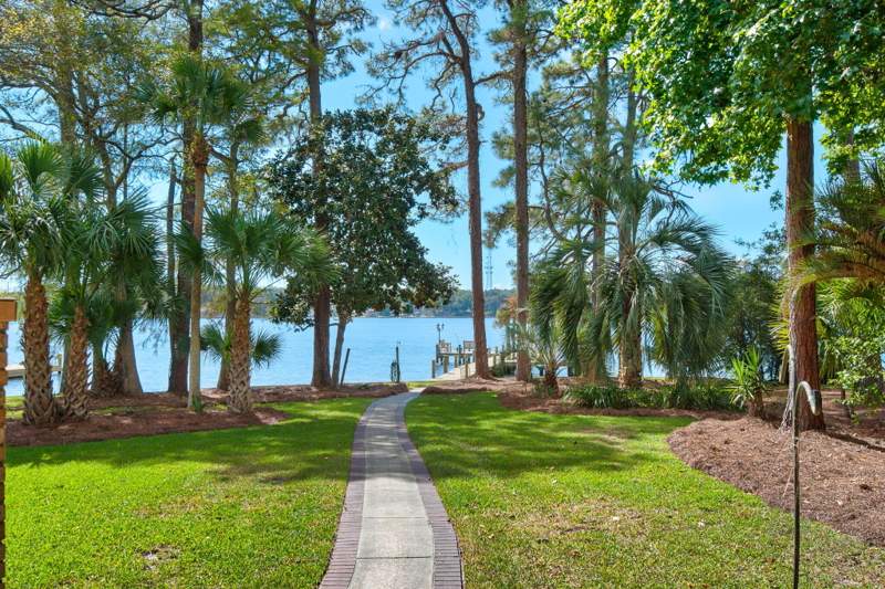 4 bedroom Detached Single Family at 2422 Edgewater Drive, Edgewater, Niceville — photo 5