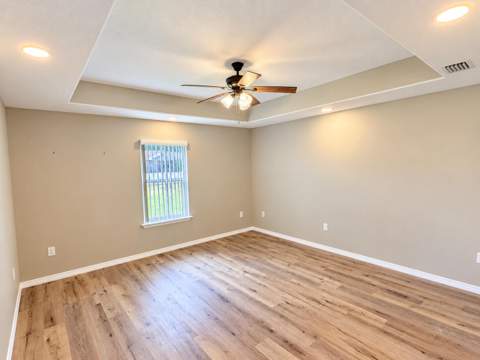 1154 Oakwood Lakes Boulevard, DeFuniak Springs FL - photo 19 of 55
