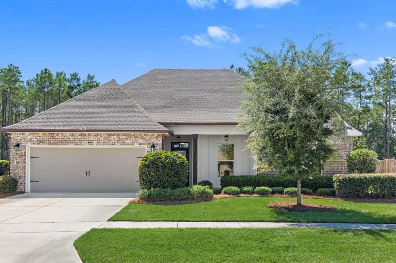 4 bedroom Detached Single Family at 94 Campfire Cove, The Trails At Hammock Bay, Freeport — photo 2