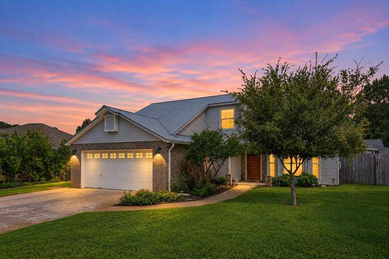 3 bedroom Detached Single Family at 752 Vintage Circle, Heritage Run S/D, Destin — photo 2