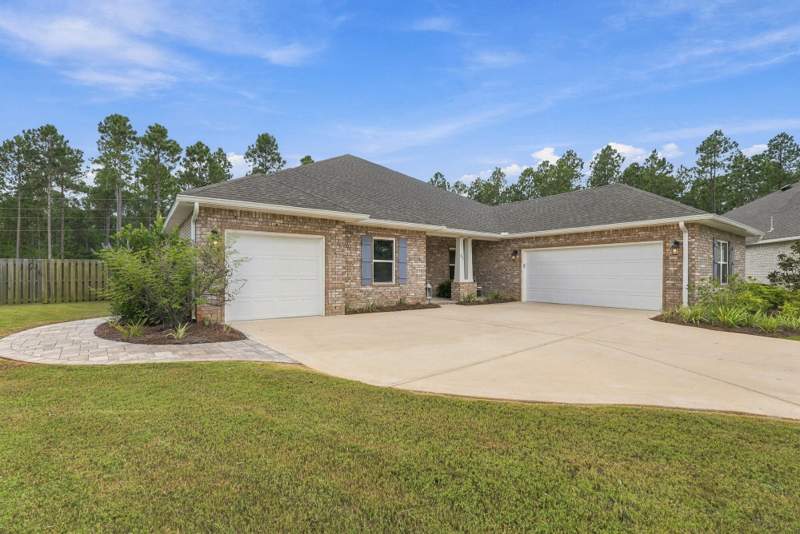 4 bedroom Detached Single Family at 253 Picnic Place, Hammock Bay, Freeport — photo 3