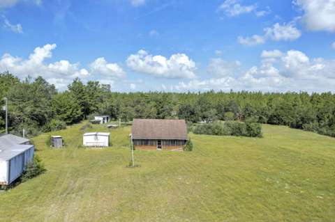 6049 Co Hwy 1087, home for sale in DeFuniak Springs 32433