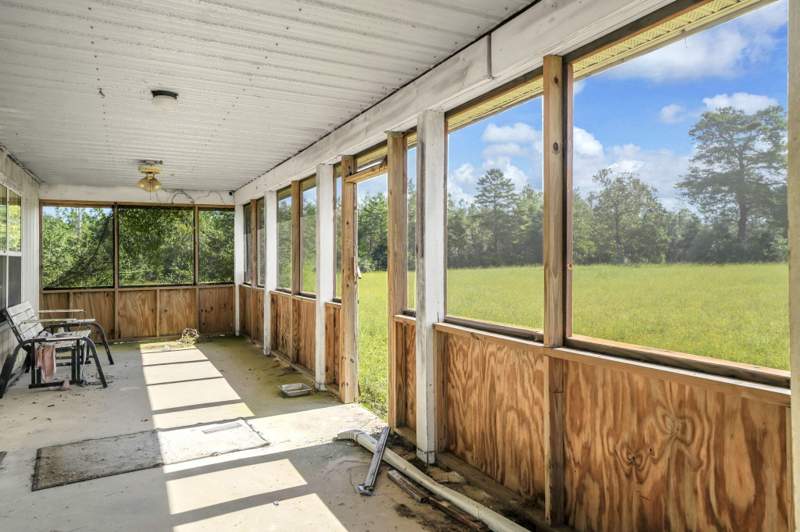 2 bedroom Detached Single Family at 6049 Co Hwy 1087, DeFuniak Springs, DeFuniak Springs — photo 4