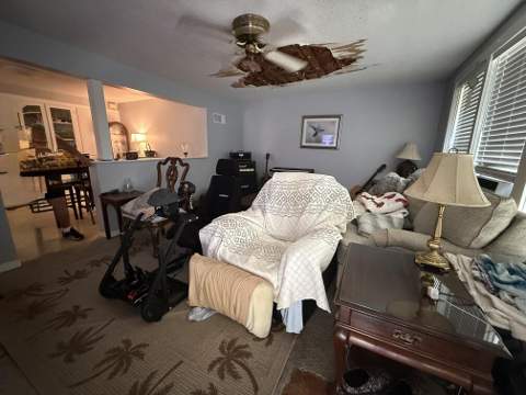 215 NE Highway Avenue, Fort Walton Beach FL - photo 8 of 25