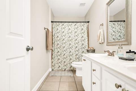 98 Point Comfort Road, Mary Esther FL - photo 24 of 46