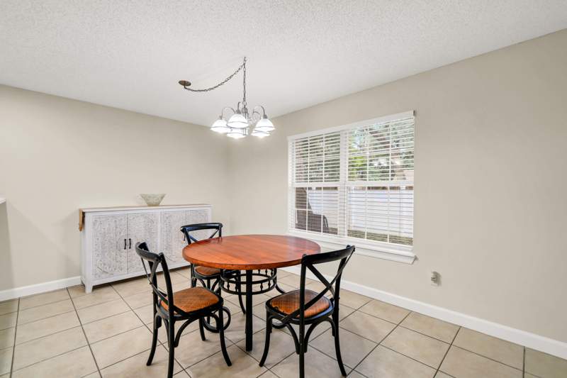 3 bedroom Detached Single Family at 98 Point Comfort Road, Homestead S/D, Mary Esther — photo 4