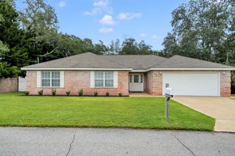 98 Point Comfort Road, Mary Esther FL - photo 6 of 46