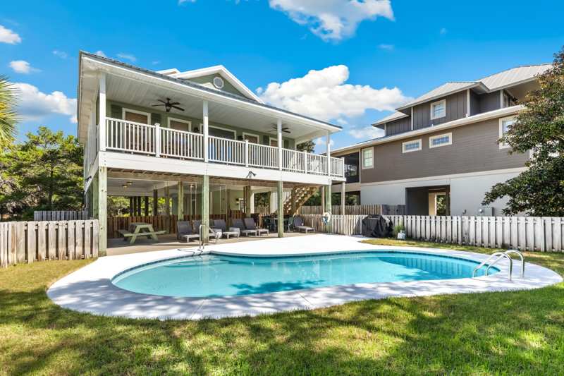 4 bedroom Detached Single Family at 156 Savelle Drive, Gulf Trace, Santa Rosa Beach — photo 1