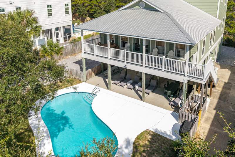 4 bedroom Detached Single Family at 156 Savelle Drive, Gulf Trace, Santa Rosa Beach — photo 2