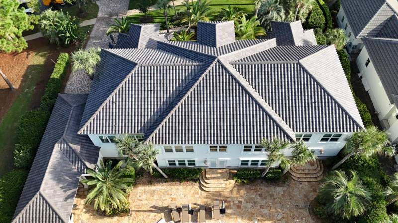 4 bedroom Detached Single Family at 3286 Burnt Pine Lane, Burnt Pine, Miramar Beach — photo 2