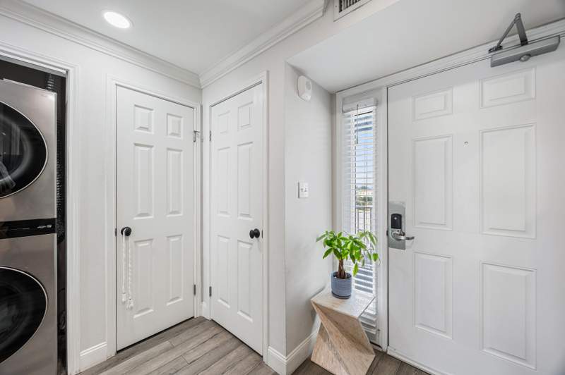 2 bedroom Condominium at 670 Nautilus Court #202, Palms Condo, Fort Walton Beach — photo 4