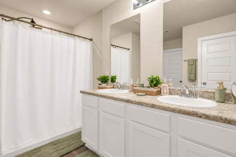 6411 Arcadia Bluffs Avenue, Laurel Hill FL - photo 18 of 38