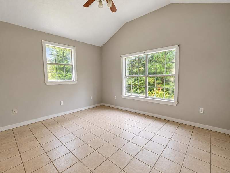 4 bedroom Detached Single Family at 137 Adams Way, DeFuniak Springs, DeFuniak Springs — photo 5