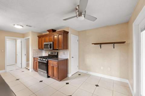 403 Parish Cove, Mary Esther FL - photo 10 of 52