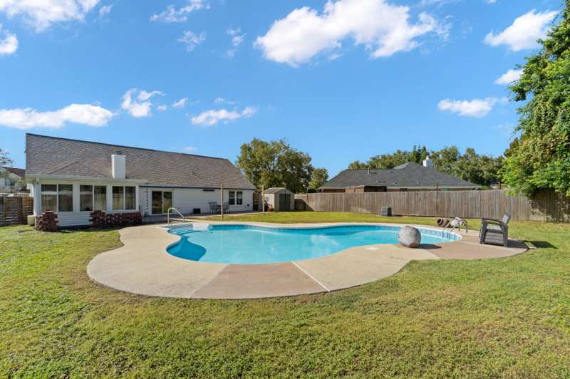 4 bedroom Detached Single Family at 403 Parish Cove, Bristol Park, Mary Esther — photo 1
