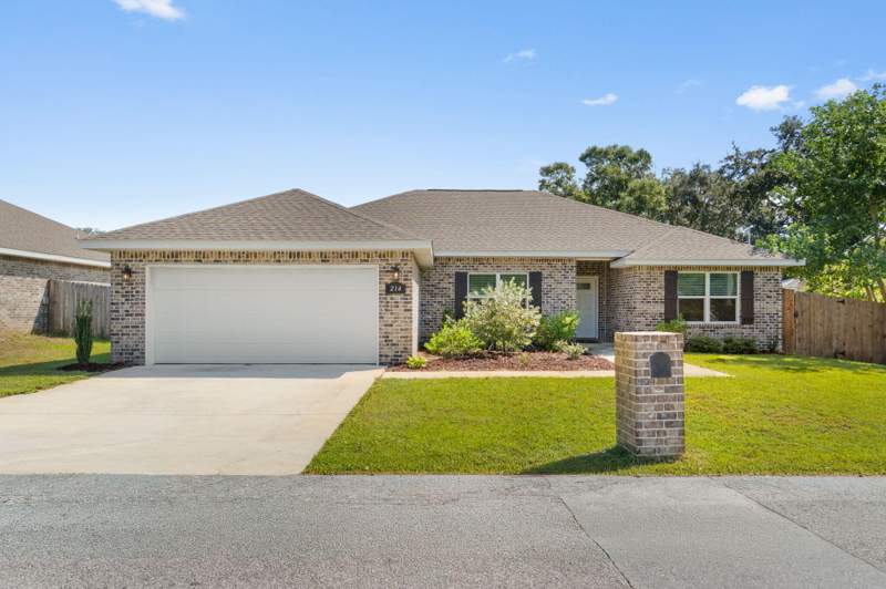 4 bedroom Detached Single Family at 214 Squirrel Haven Road, Seashore Village, Mary Esther — photo 2