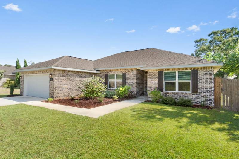 4 bedroom Detached Single Family at 214 Squirrel Haven Road, Seashore Village, Mary Esther — photo 3