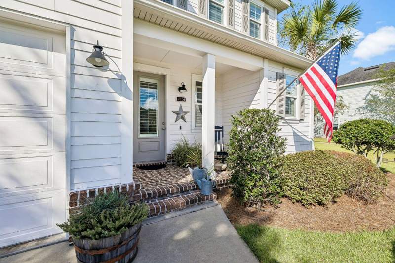 4 bedroom Detached Single Family at 104 Hatton Court, Church Street Village, Santa Rosa Beach — photo 2
