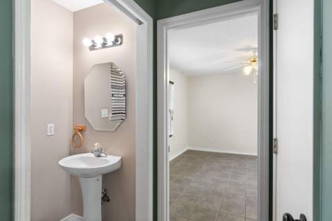950 Pacific Silver Court, Fort Walton Beach FL - photo 20 of 53