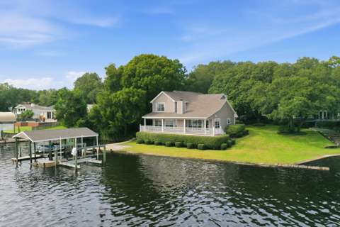 600 Russell Boulevard, waterfront for sale in Fort Walton Beach