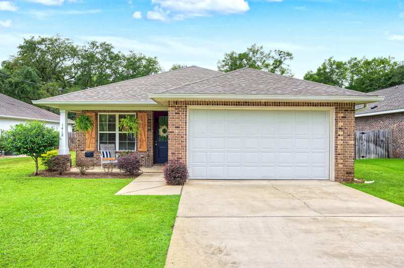 4 bedroom Detached Single Family at 1412 Hickory Street, Seminole, Niceville — photo 1