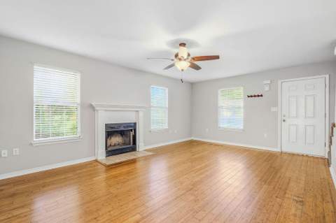 391 Brookwood Boulevard, Mary Esther FL - photo 9 of 54