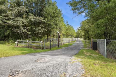 6019 Old River Road, Baker FL - photo 7 of 100