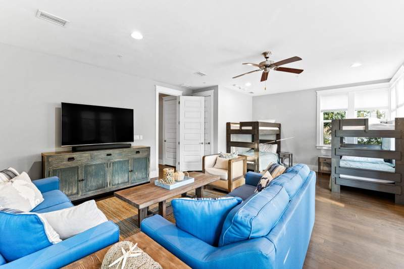 4 bedroom Detached Single Family at 276 Gulfview Circle, Highland Parks, Santa Rosa Beach — photo 5