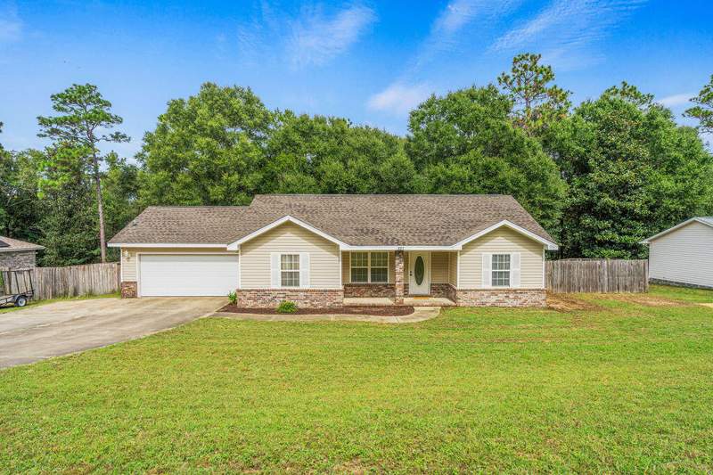3 bedroom Detached Single Family at 327 Lakeview Drive, Jernigan S/D 2nd Addn, Crestview — photo 3