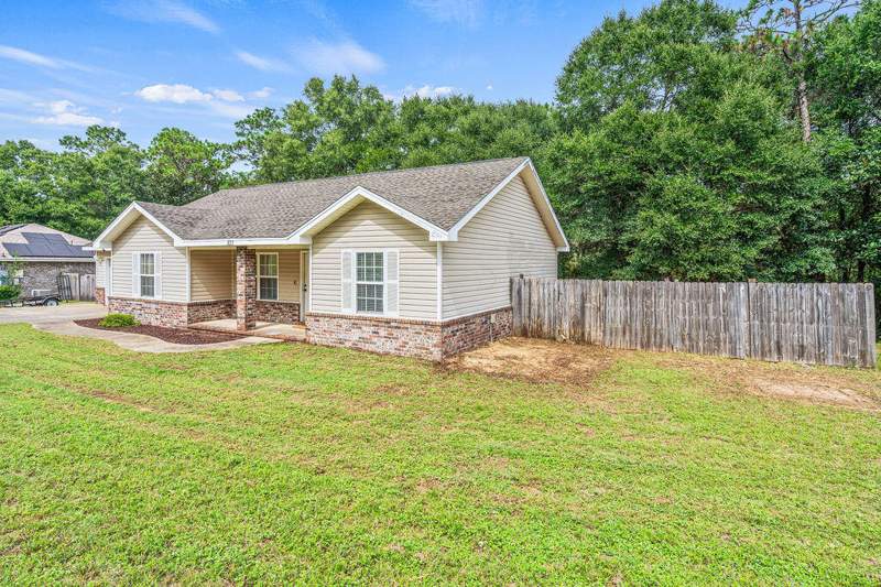 3 bedroom Detached Single Family at 327 Lakeview Drive, Jernigan S/D 2nd Addn, Crestview — photo 5