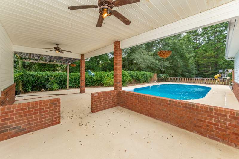 3 bedroom Detached Single Family at 6056 Garden City Road, Crestview, Crestview — photo 4