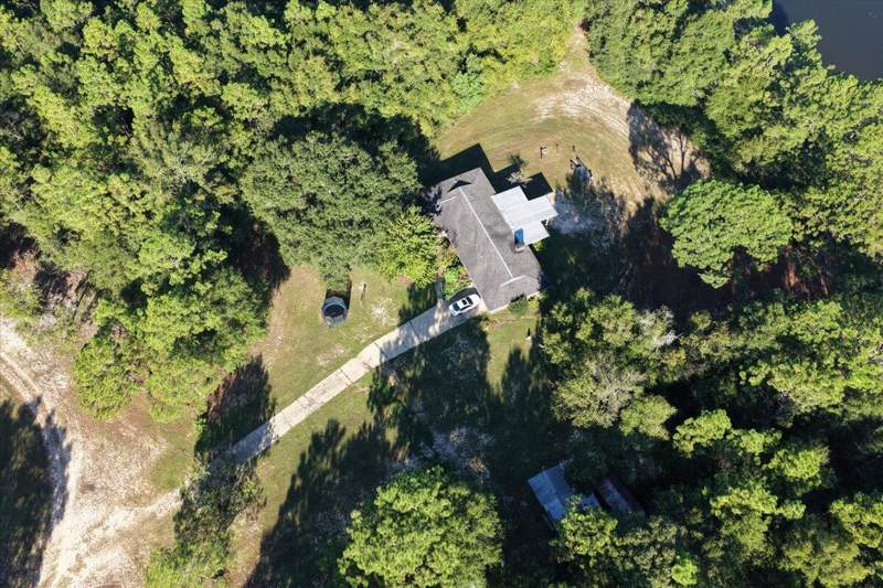 5 bedroom Detached Single Family at 6176 Barnes Road, Crestview, Crestview — photo 2