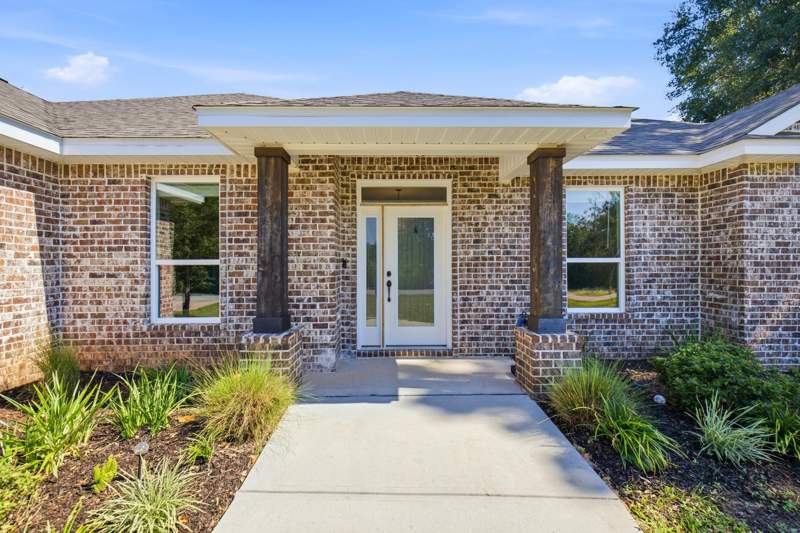 5 bedroom Detached Single Family at 6125 Clover Street, Clover Est, Crestview — photo 3