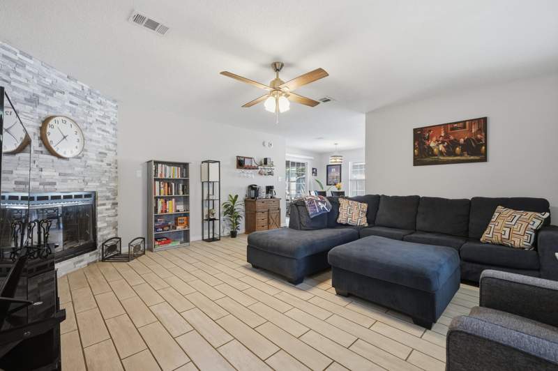 3 bedroom Detached Single Family at 173 Richpien Road, Summer Tree, Fort Walton Beach — photo 5