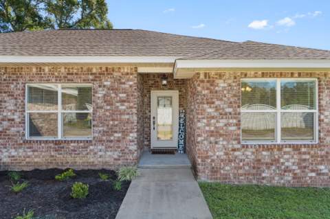 100 Castle Road, Mary Esther FL - photo 6 of 41