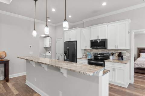 100 Castle Road, Mary Esther FL - photo 14 of 41