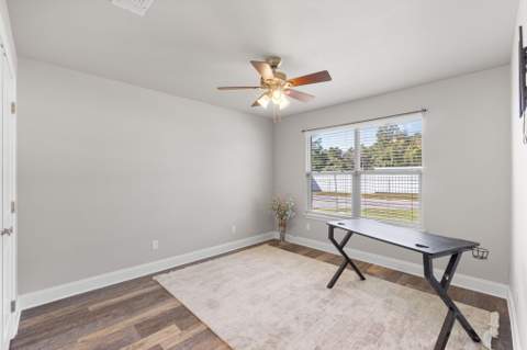 100 Castle Road, Mary Esther FL - photo 22 of 41