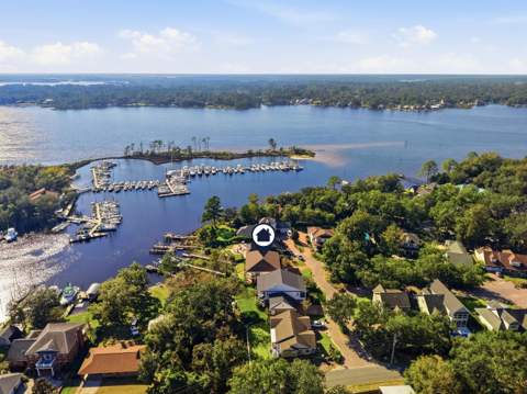 1654 Saint Lawrence Drive, Niceville FL - photo 9 of 98
