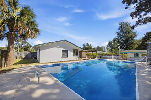 104 SW Cedar Avenue, Fort Walton Beach FL - photo 6 of 110