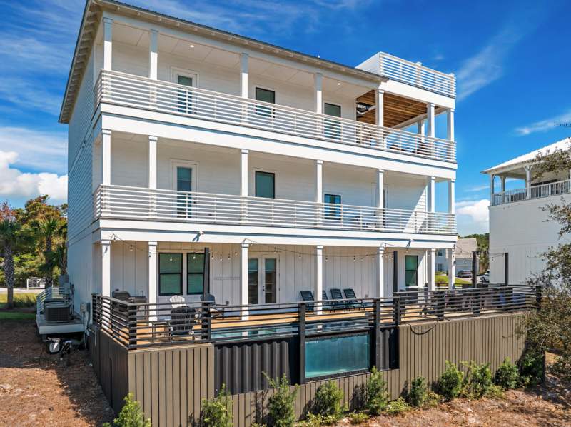8 bedroom Detached Single Family at 221 Hillcrest Road, Dune Allen 2nd Addn, Santa Rosa Beach — photo 2