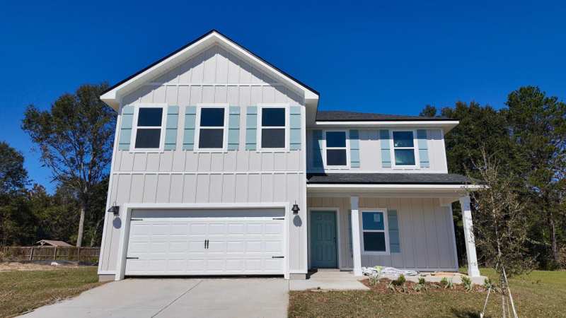 4 bedroom Detached Single Family at 5637 Thatcher Road, Oxford Place Ph 1, Crestview — photo 1