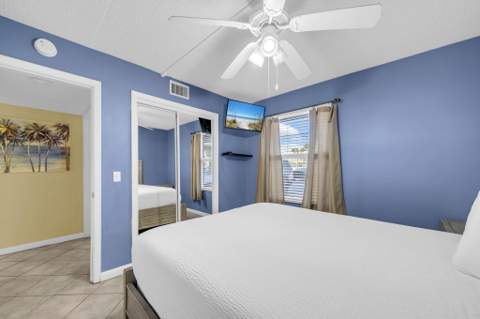 676 Santa Rosa Boulevard #1K, Fort Walton Beach FL - photo 6 of 25