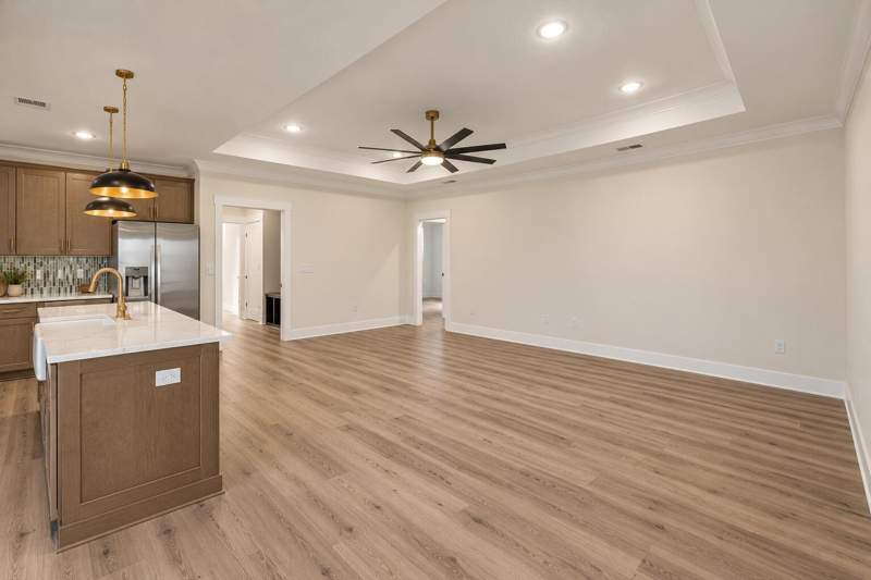 4 bedroom Detached Single Family at 301 Goldenrod Court, Creekside Development Phase II, Niceville — photo 4