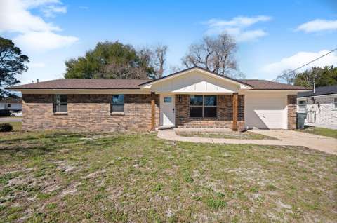 36 NW Cape Drive, home for sale in Fort Walton Beach 32548