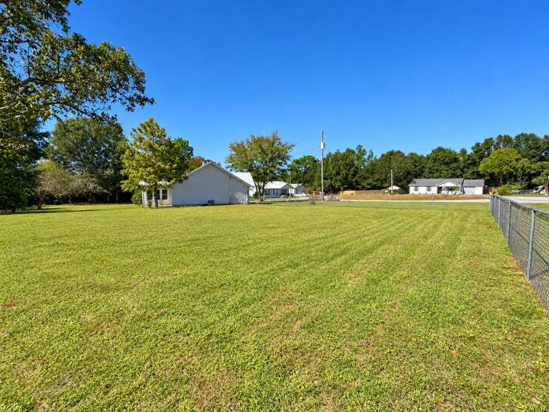 3 bedroom Detached Single Family at 3316 Colonial Court, Harvest Hill Ph 5, Crestview — photo 5